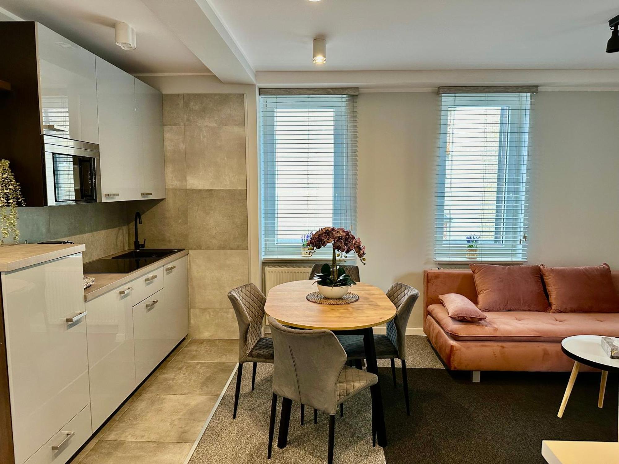 Apartamenty 1 Maja 94 Katowice Buitenkant foto