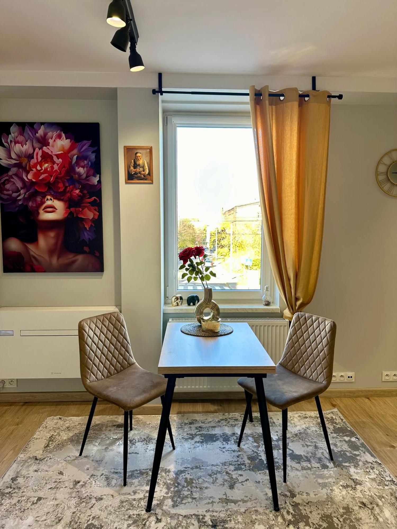 Apartamenty 1 Maja 94 Katowice Buitenkant foto