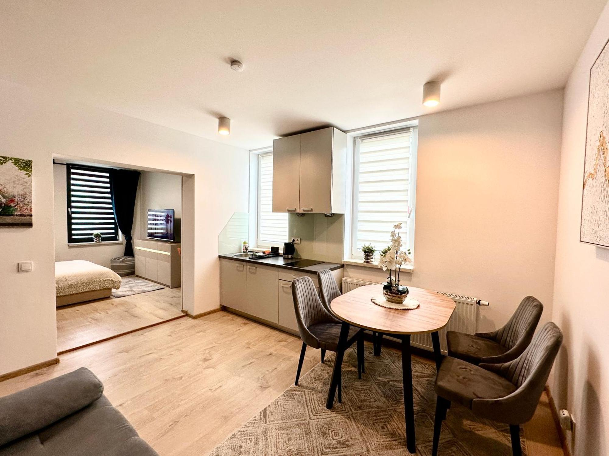 Apartamenty 1 Maja 94 Katowice Buitenkant foto