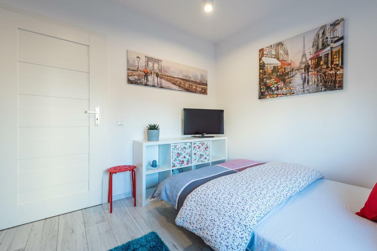 Apartamenty 1 Maja 94 Katowice Buitenkant foto